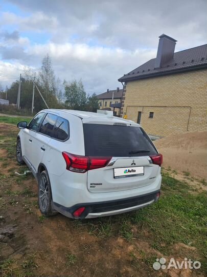 Mitsubishi Outlander 2.0 CVT, 2017, 83 000 км