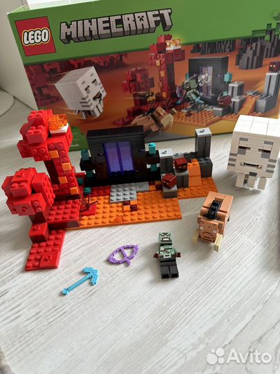 Lego minecraft 21255 The Nether Portal Ambush