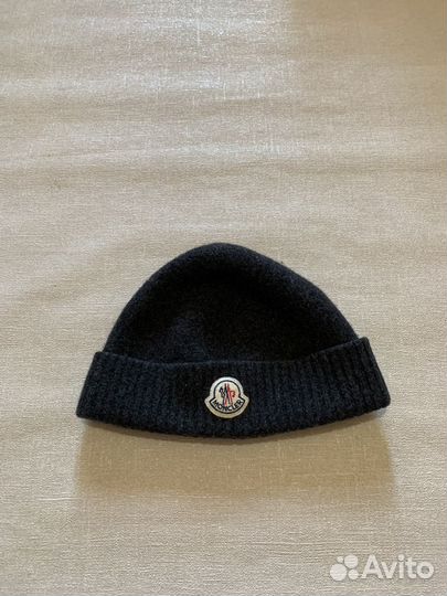 Шерстяная шапка Moncler made in Italy