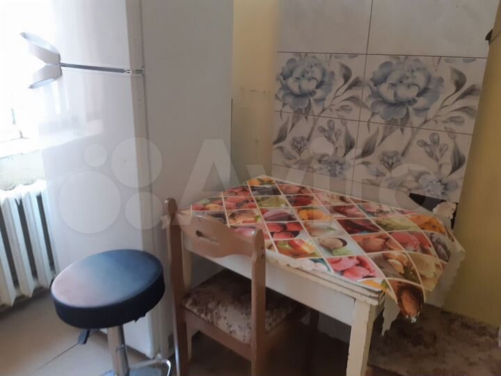 2-к. квартира, 50 м², 1/3 эт.