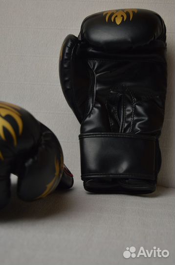 Боксерские перчатки 14 унций