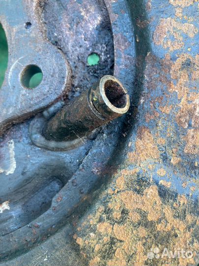 Щит опорный задний левый Hyundai Getz 2002-2010