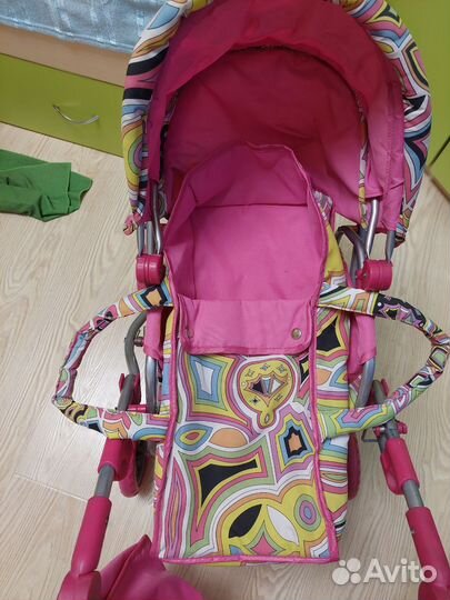 Коляска кукольная