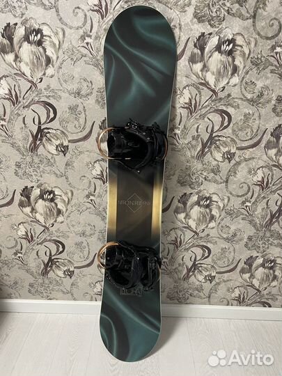 Сноуборд женский р.146