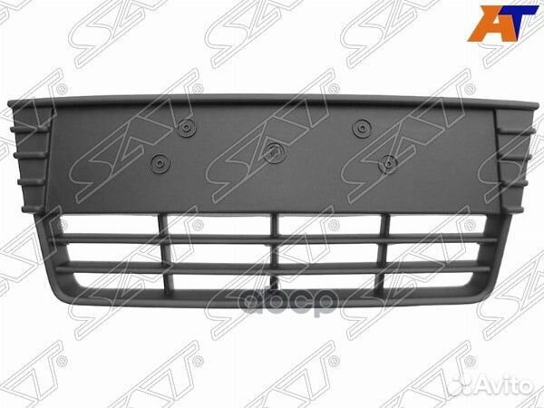 Решетка в бампер ford focus III 11-15 центр чер