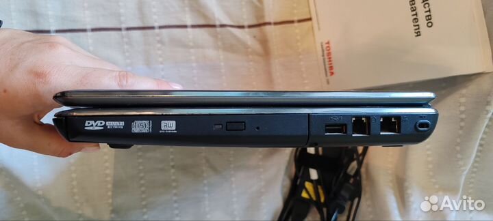 Ноутбук toshiba u400