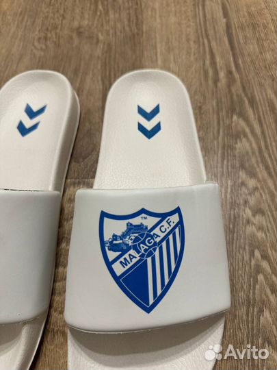 Тапочки Hummel Malaga 45