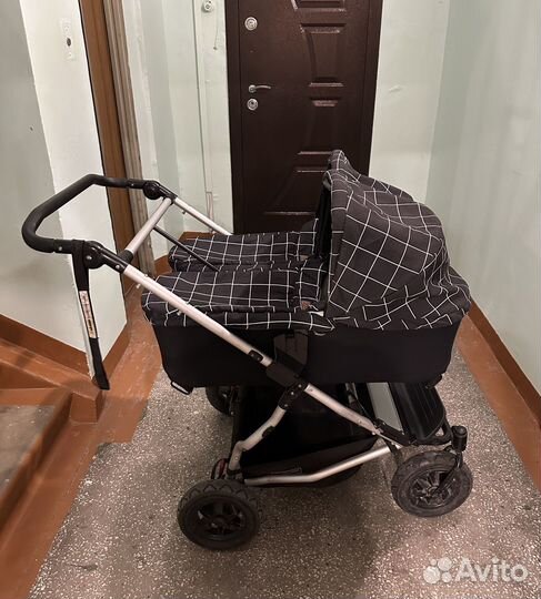 Коляска для двойни mountain buggy duet