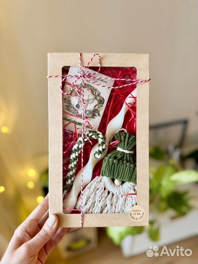 Новогодний подарочный бокс