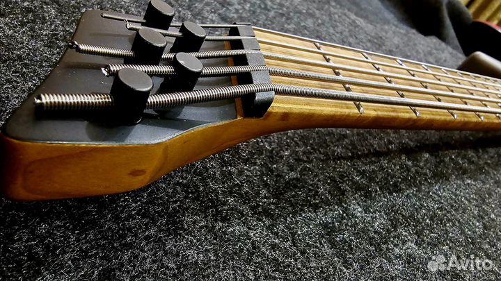 Бас-гитара Ibanez EHB1005SMS headless bass