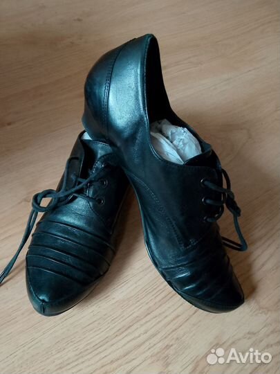 Полуботинки женские Tamaris,38 размер