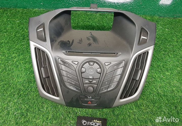 В наличии: Блок кнопок для Ford Focus 3