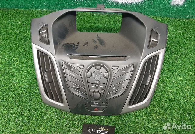 В наличии: Блок кнопок для Ford Focus 3