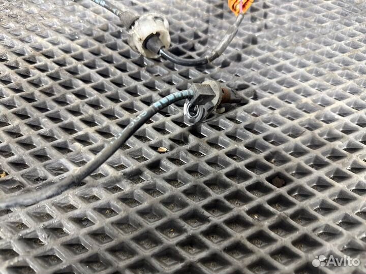 Датчик ABS передний левый Honda Accord CL7 K20A