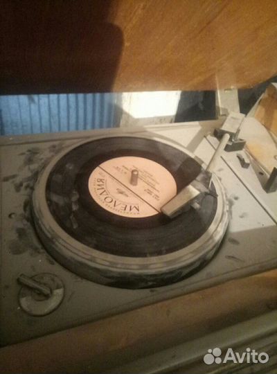 Радиола урал 111