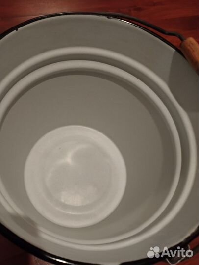 Кастрюля, ведро эмалированная