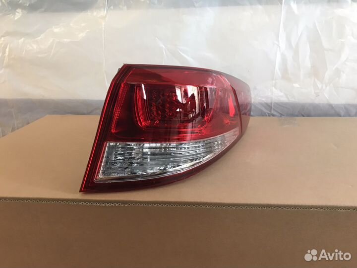 Фонарь правый внешний Kia Rio 3 2015-2017