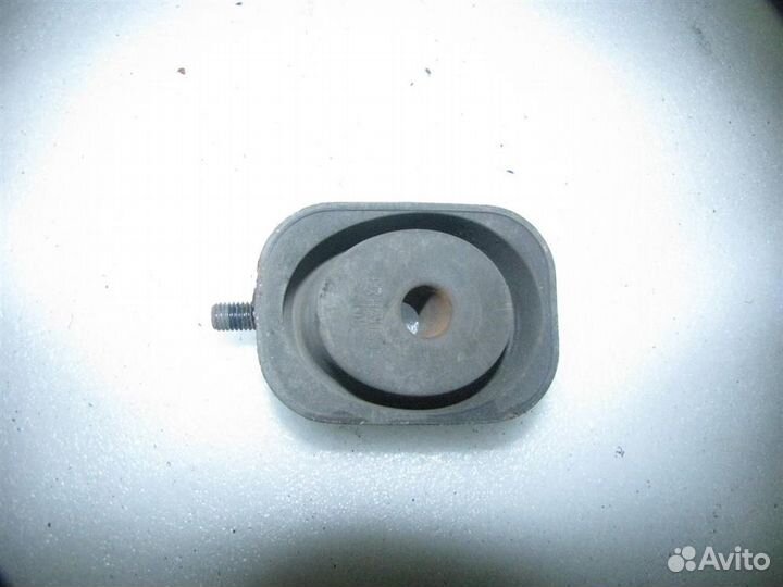 4. 6. 6. Опора глушителя шевроле круз 1. Подвесы глушителя шевроле кобальт.