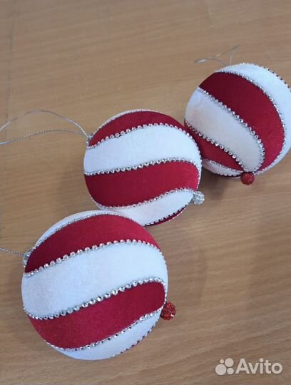 Елочные игрушки