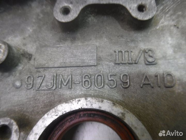 Крышка двигателя передняя Ford Explorer II