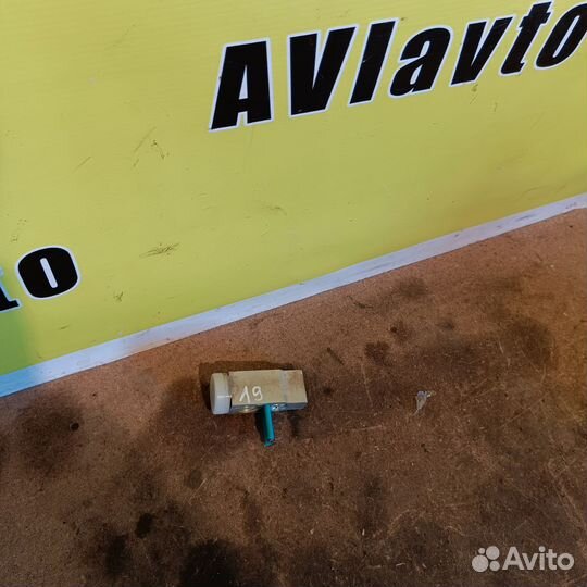 Клапан кондиционера Mitsubishi lancer 9