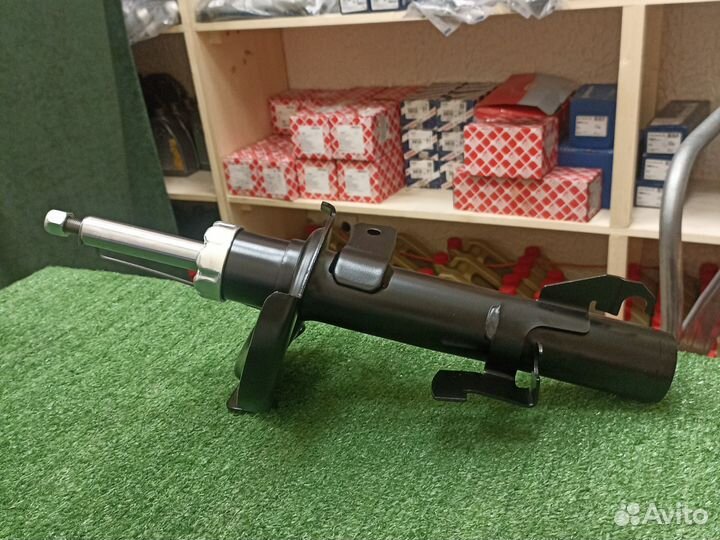 Амортизатор передний Ford Focus 2 (2005-2011г)