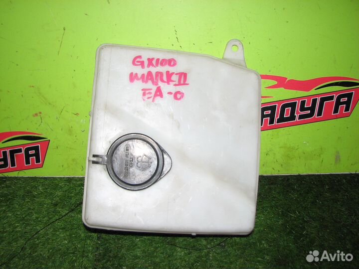 Бачок омывателя toyota GX100,GX105,GX90,JZX100,JZX