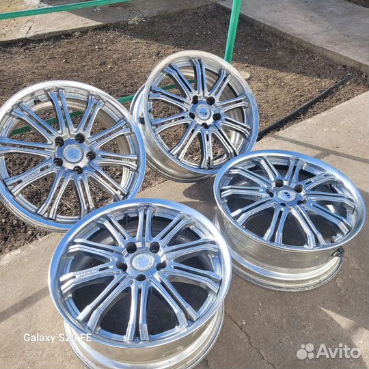 Диски r18 5x114.3
