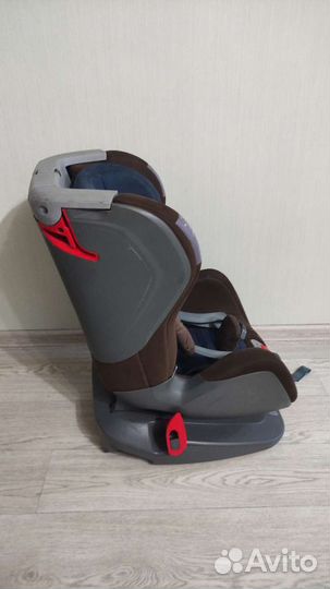 Детское автокресло