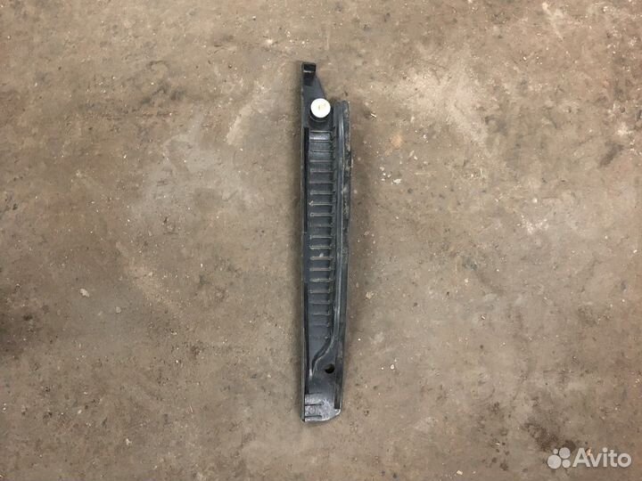 Chevrolet aveo т300 накладка