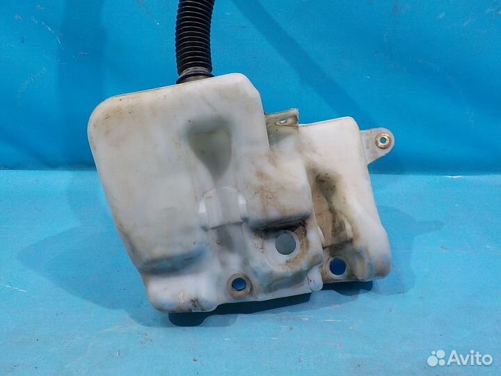 Бачок омывателя land rover Discovery 3 2004-2009