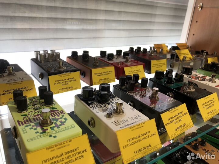 Примочки, гитарные эффекты в ассортименте