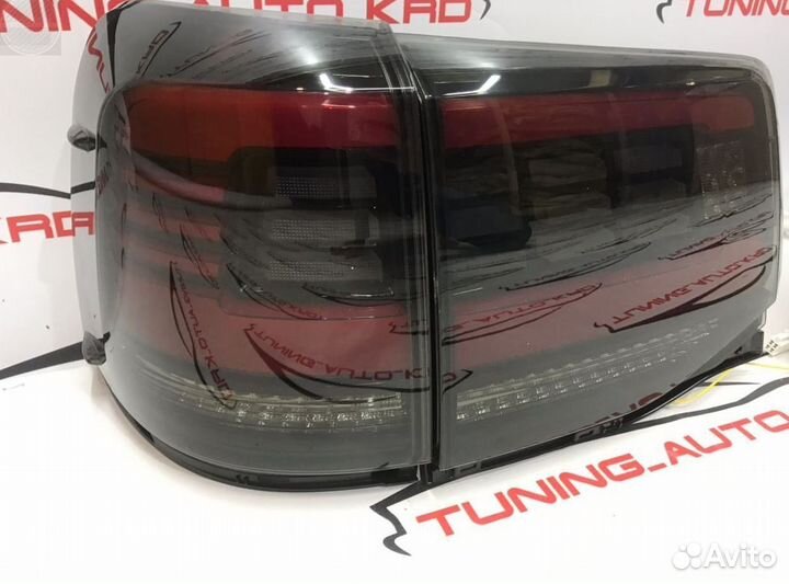 Фонари задние стопы Toyota Land Cruiser 200