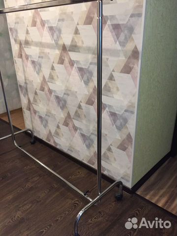 Вешалка-стойка напольная для одежды