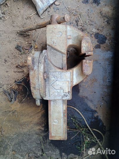 Тиски слесарные бу СССР