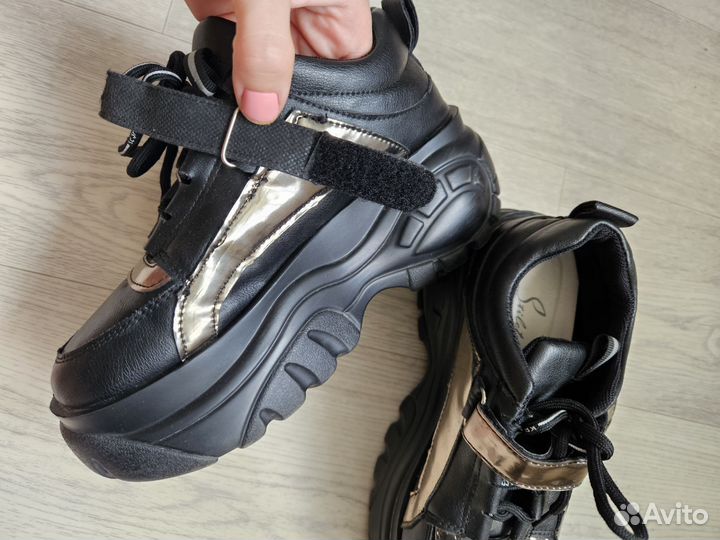 Кроссовки для девочки, девушки,подростка