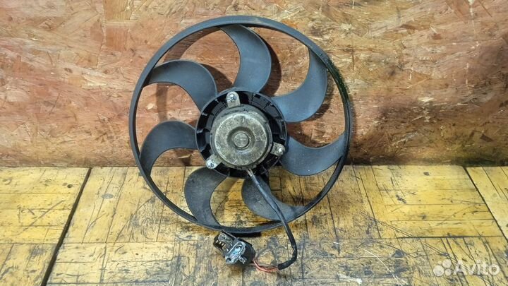 Вентилятор радиатора Opel Astra (H/Family) (2004-2