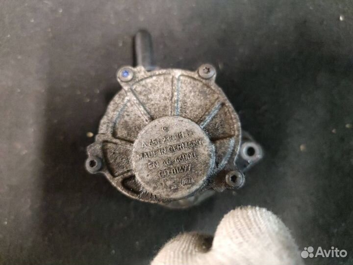 Вакуумный насос Mercedes-Benz C-Класс W204/S204