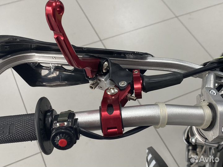 Мотоцикл кроссовый BSE T8