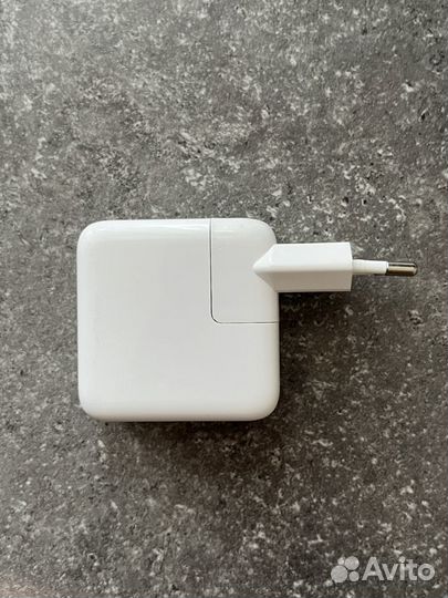 Адаптер Apple USB-C 30W