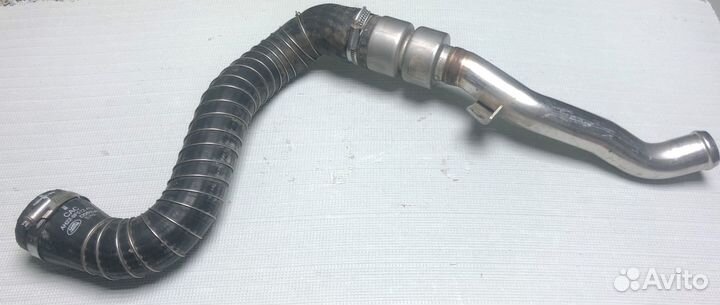 Патрубок интеркулера нижний левый