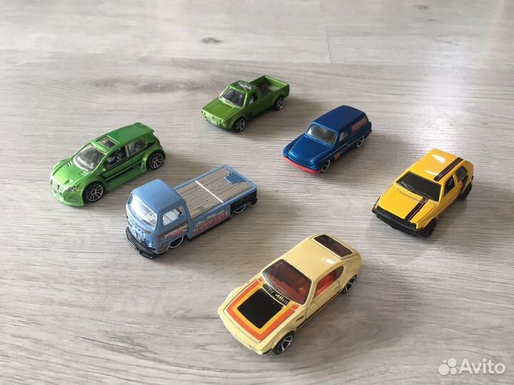 Hot wheels машинки