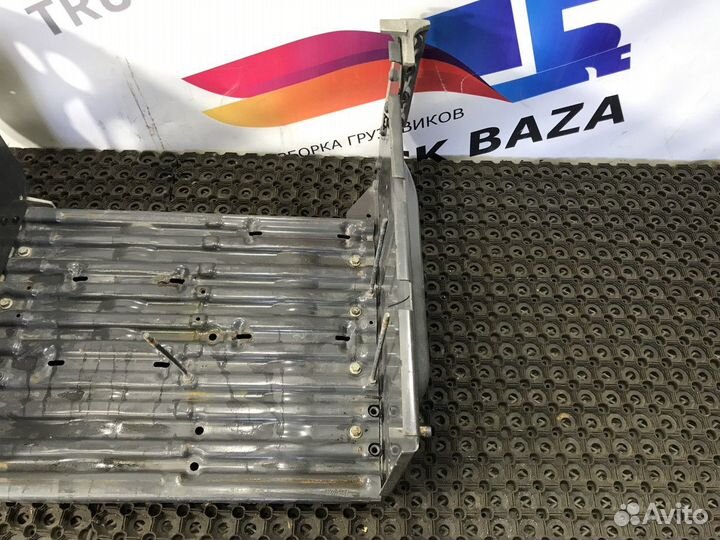 7422095787 Кронштейн ящика акб