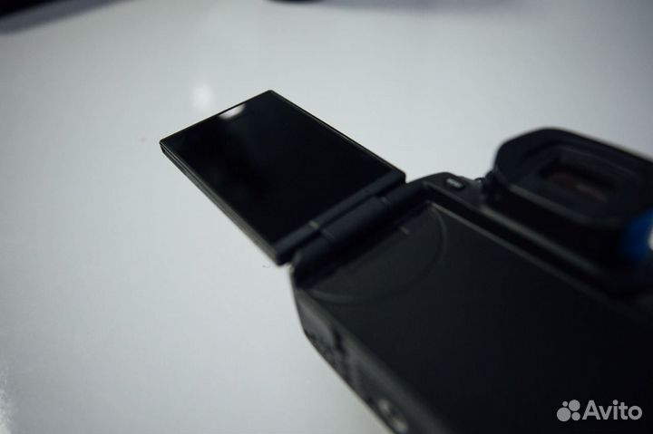 Зеркальный фотоаппарат canon eos r