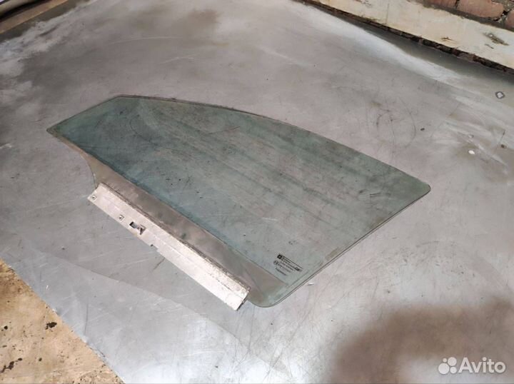 Стекло двери передней левой Opel Astra G 1999