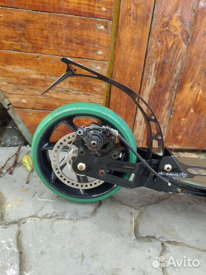 Продам детский городской самокат