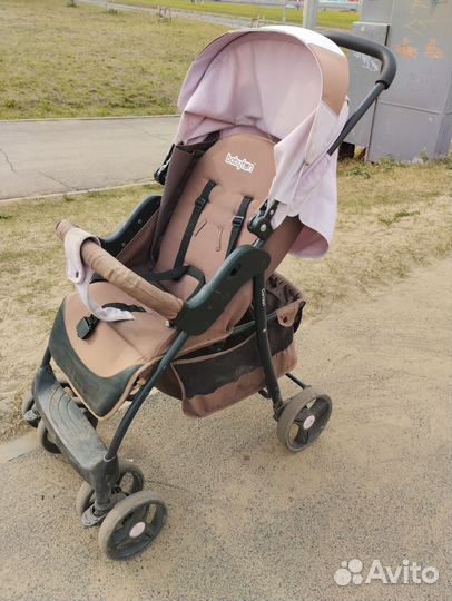 Прогулочная коляска