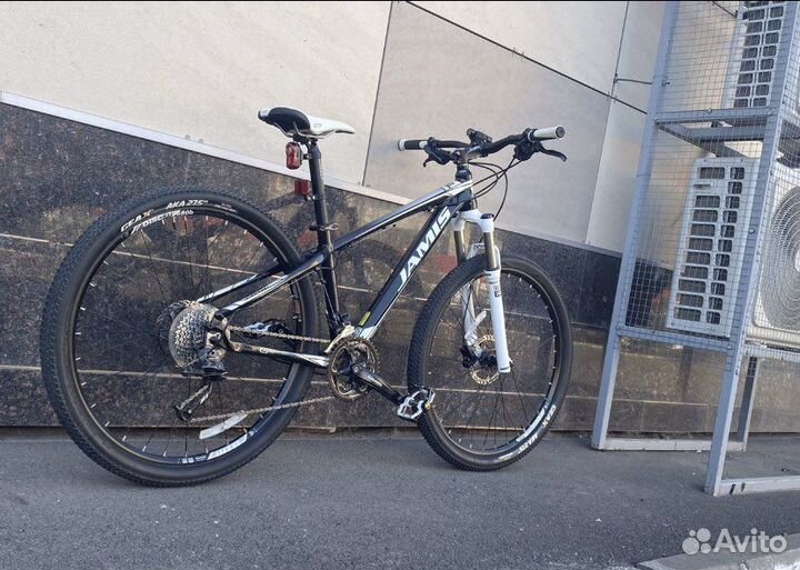 Велосипед Jamis Nemesis