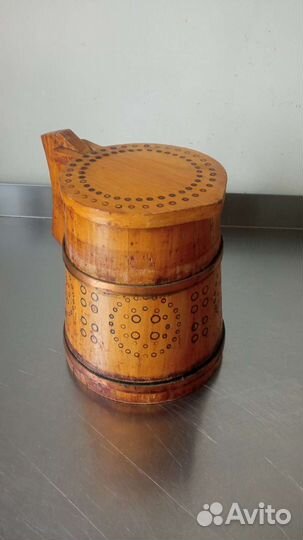 Пивная кружка с крышкой