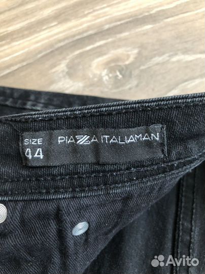 Черные джинсы